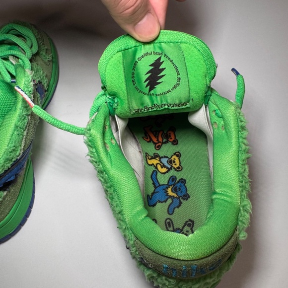 Nike SB Dunk Low Grateful Dead Green Bear Size 6.5 Men’s Rare Sneakers - Picture 3 of 9